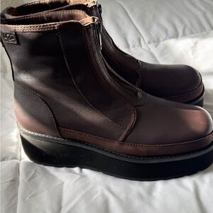 UGG Dark Brown Leather Ankle Booties